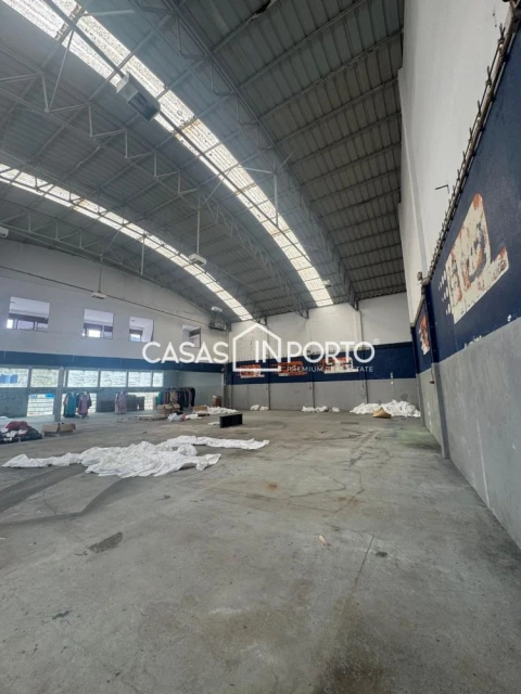 Loja para Arrendamento em Ramalde