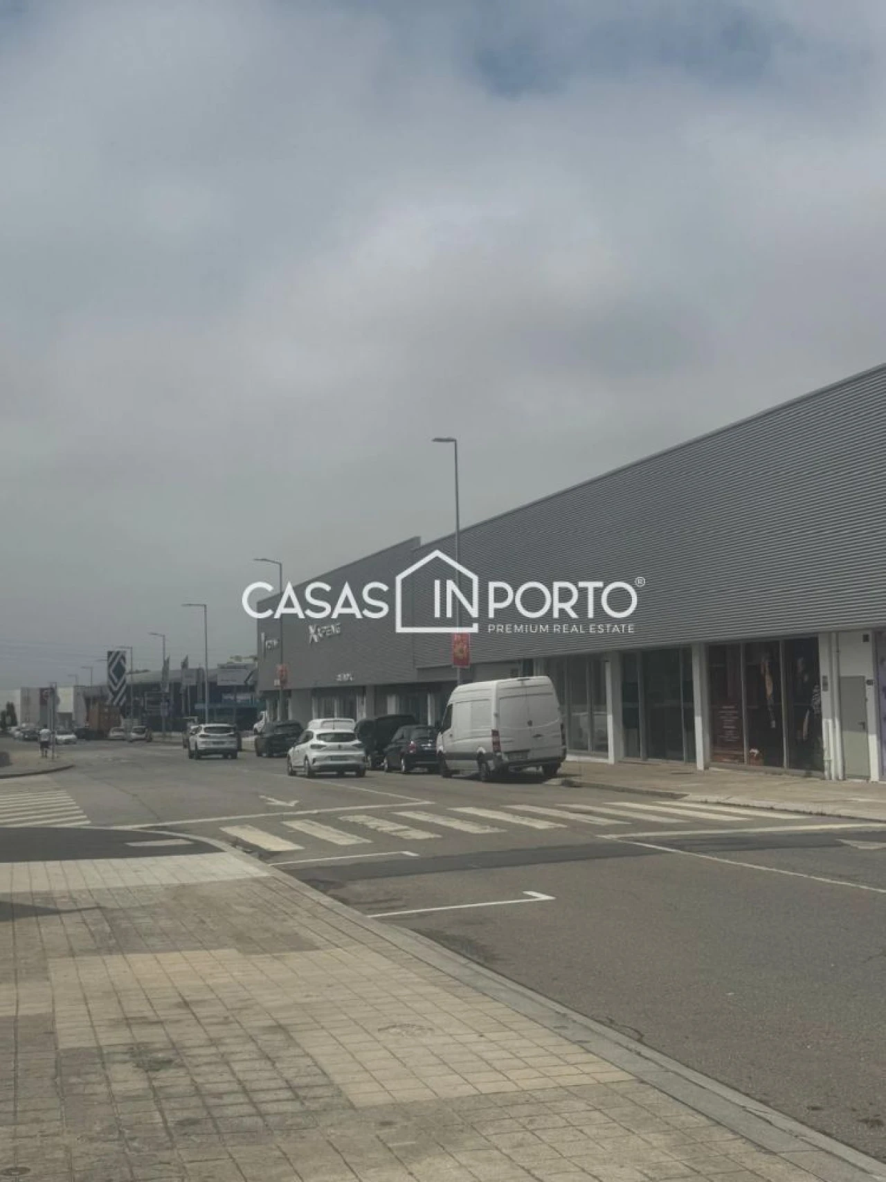 Loja para Arrendamento em Ramalde Foto 18