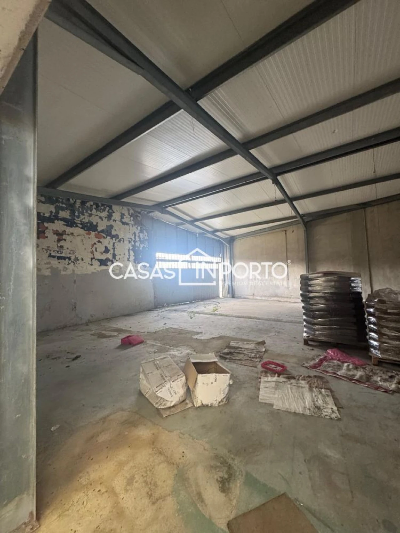 Loja para Arrendamento em Ramalde Foto 5