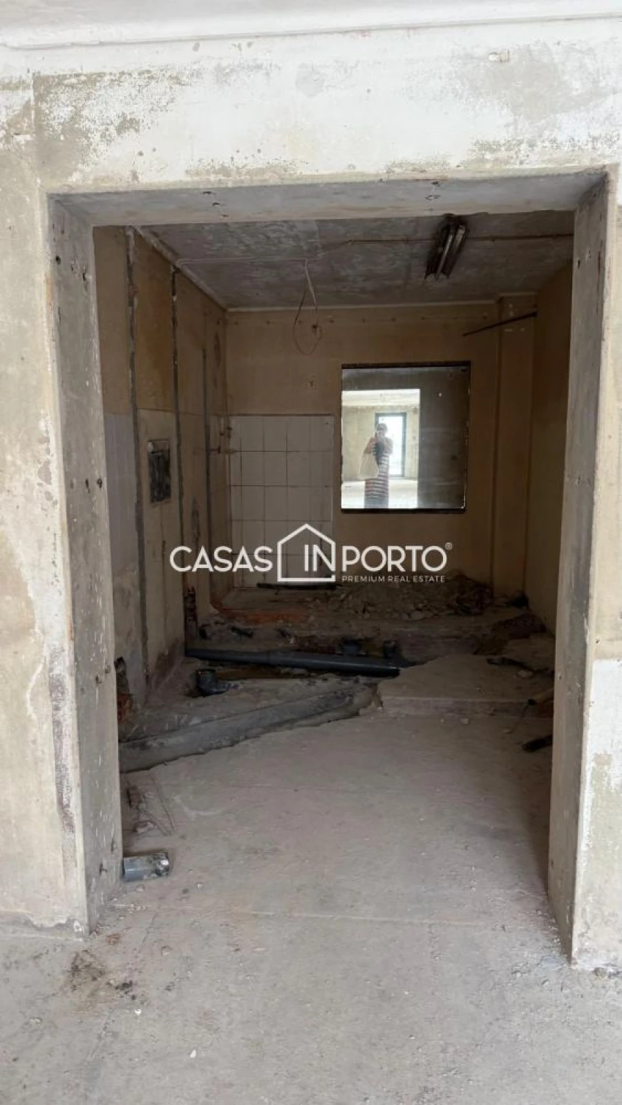 Loja para Arrendamento em Lordelo do Ouro e Massarelos Foto 13