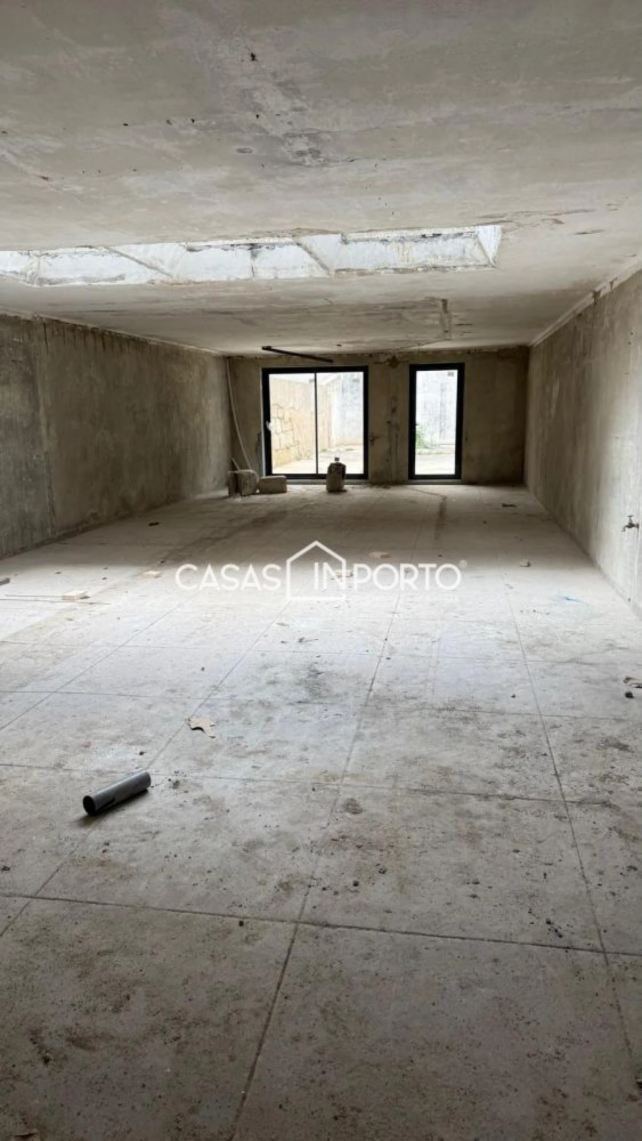 Loja para Arrendamento em Lordelo do Ouro e Massarelos Foto 14