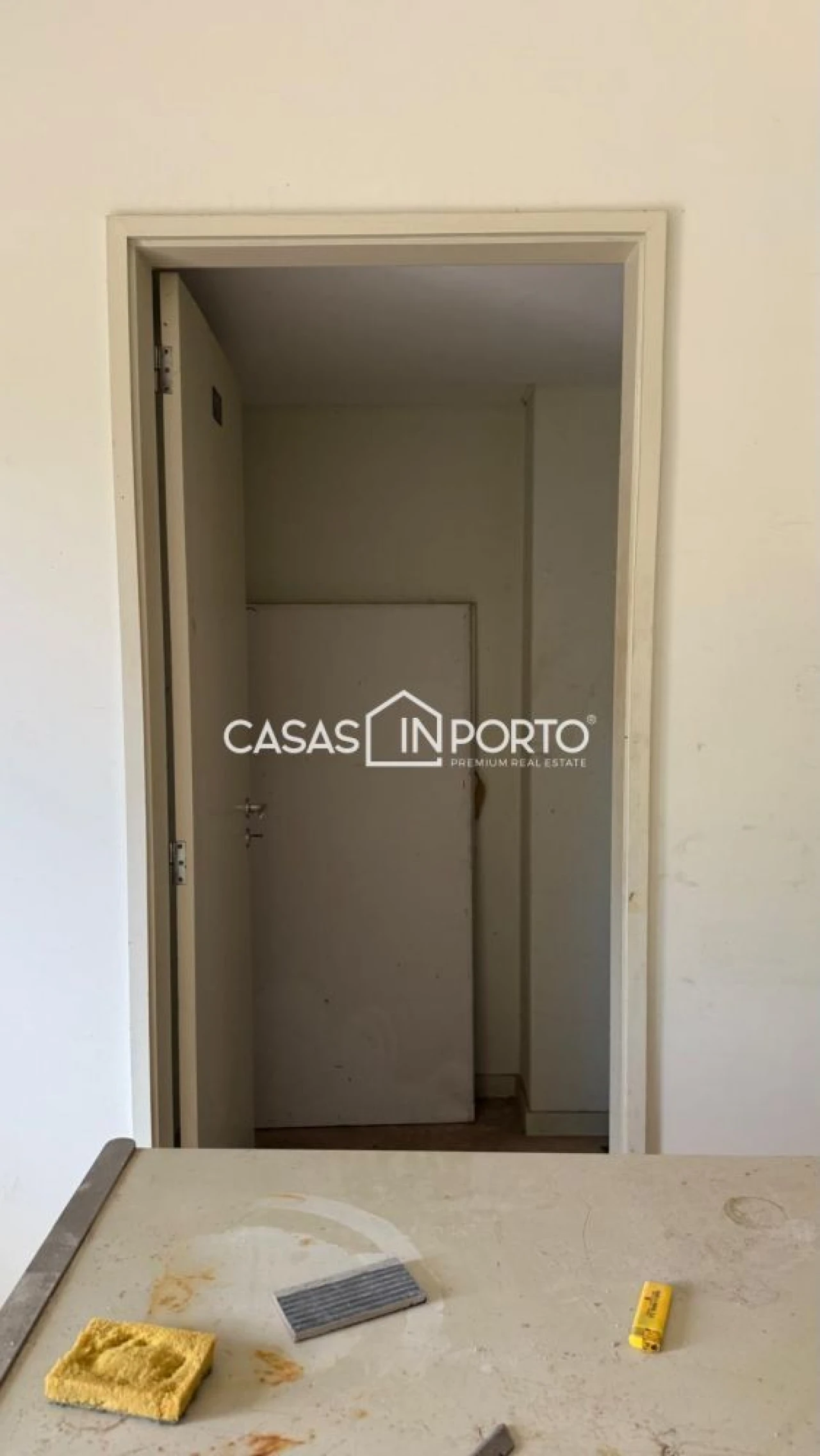 Loja para Arrendamento em Lordelo do Ouro e Massarelos Foto 7