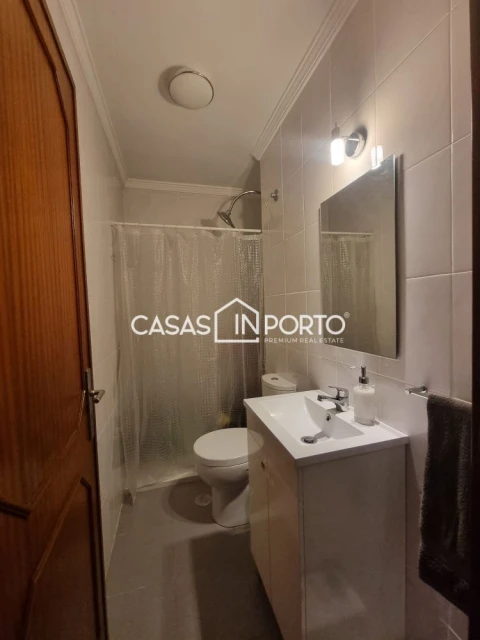 Apartamento T3 para Venda em Santa Marinha e São Pedro da Afurada