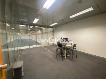 Loja para Arrendamento em Matosinhos e Leça da Palmeira