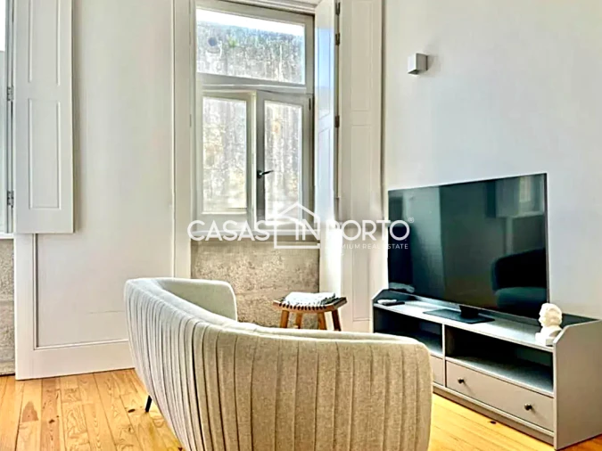 Apartamento T1 para Venda em Cedofeita, Santo Ildefonso, Sé, Miragaia, São Nicolau e Vitória Foto 2