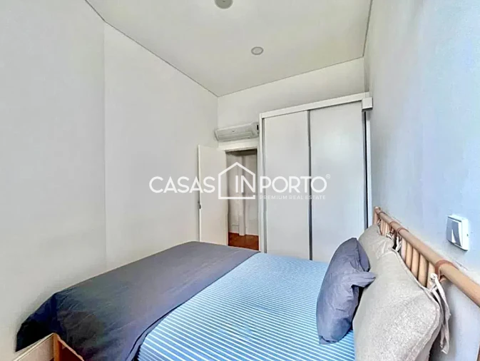 Apartamento T1 para Venda em Cedofeita, Santo Ildefonso, Sé, Miragaia, São Nicolau e Vitória Foto 11