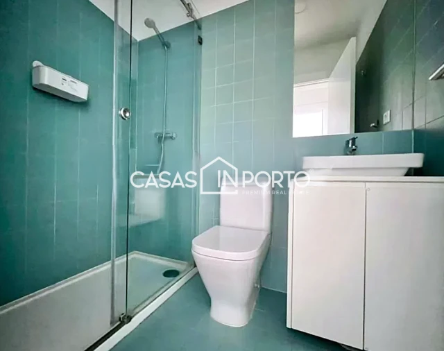 Apartamento T1 para Venda em Cedofeita, Santo Ildefonso, Sé, Miragaia, São Nicolau e Vitória Foto 13