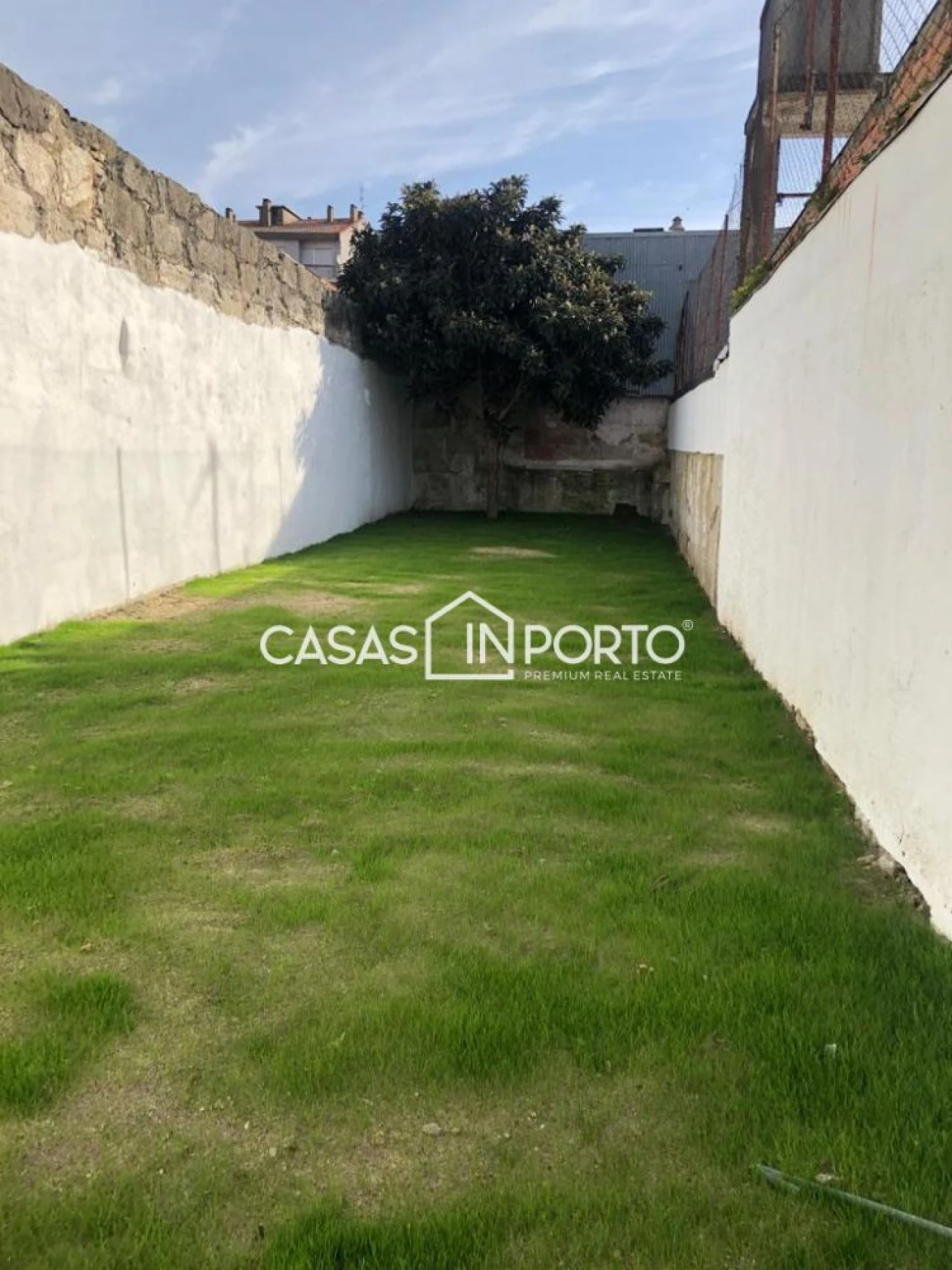 Apartamento T1 para Venda em Cedofeita, Santo Ildefonso, Sé, Miragaia, São Nicolau e Vitória Foto 17