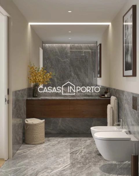 Apartamento T3 para Venda em Lordelo do Ouro e Massarelos