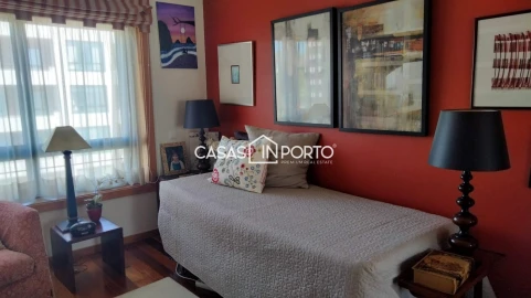 Apartamento T4 para Venda em Aldoar, Foz do Douro e Nevogilde