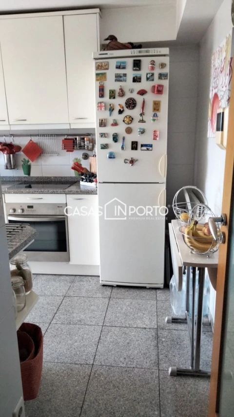 Apartamento T4 para Venda em Aldoar, Foz do Douro e Nevogilde