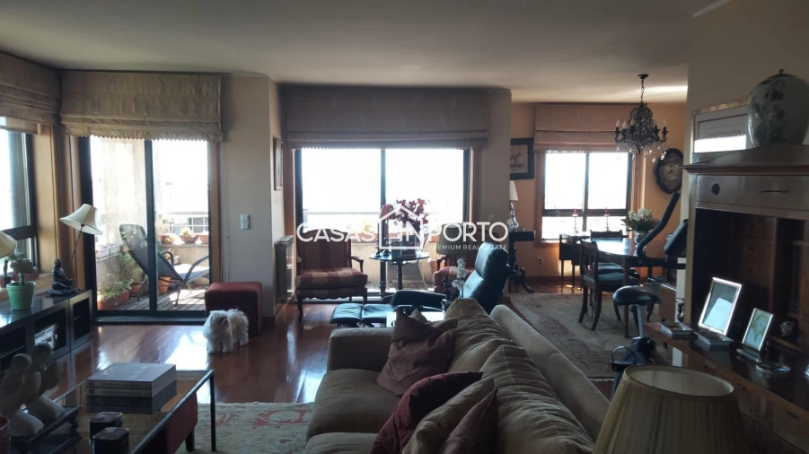 Apartamento T4 para Venda em Aldoar, Foz do Douro e Nevogilde Foto 10