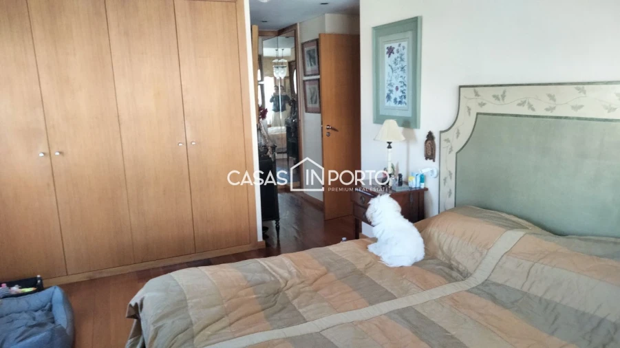Apartamento T4 para Venda em Aldoar, Foz do Douro e Nevogilde Foto 32