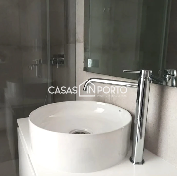 Apartamento T1 para Venda em Paranhos Foto 24