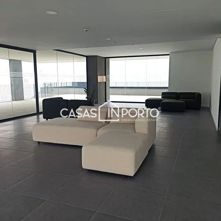 Apartamento T1 para Venda em Paranhos Foto 30