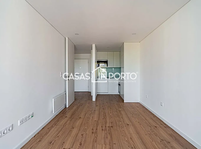 Apartamento T1 para Venda em Paranhos Foto 6