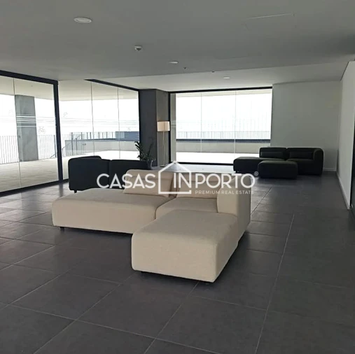 Apartamento T1 para Venda em Paranhos Foto 30