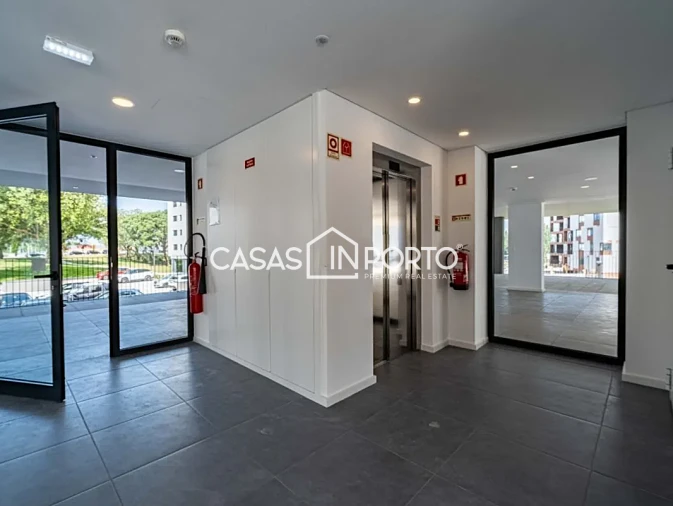 Apartamento T1 para Venda em Paranhos Foto 32
