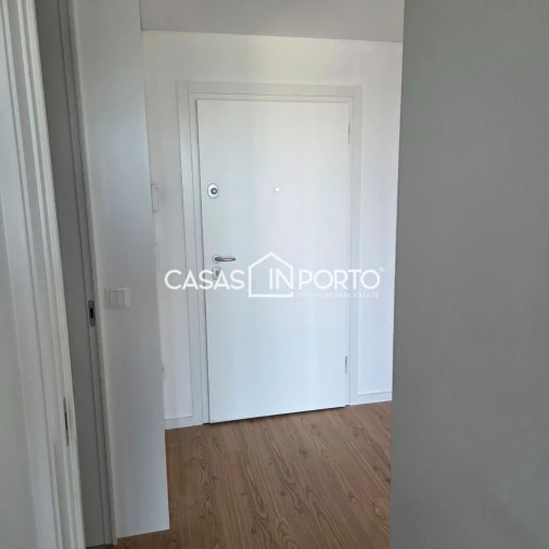 Apartamento T1 para Venda em Paranhos Foto 5