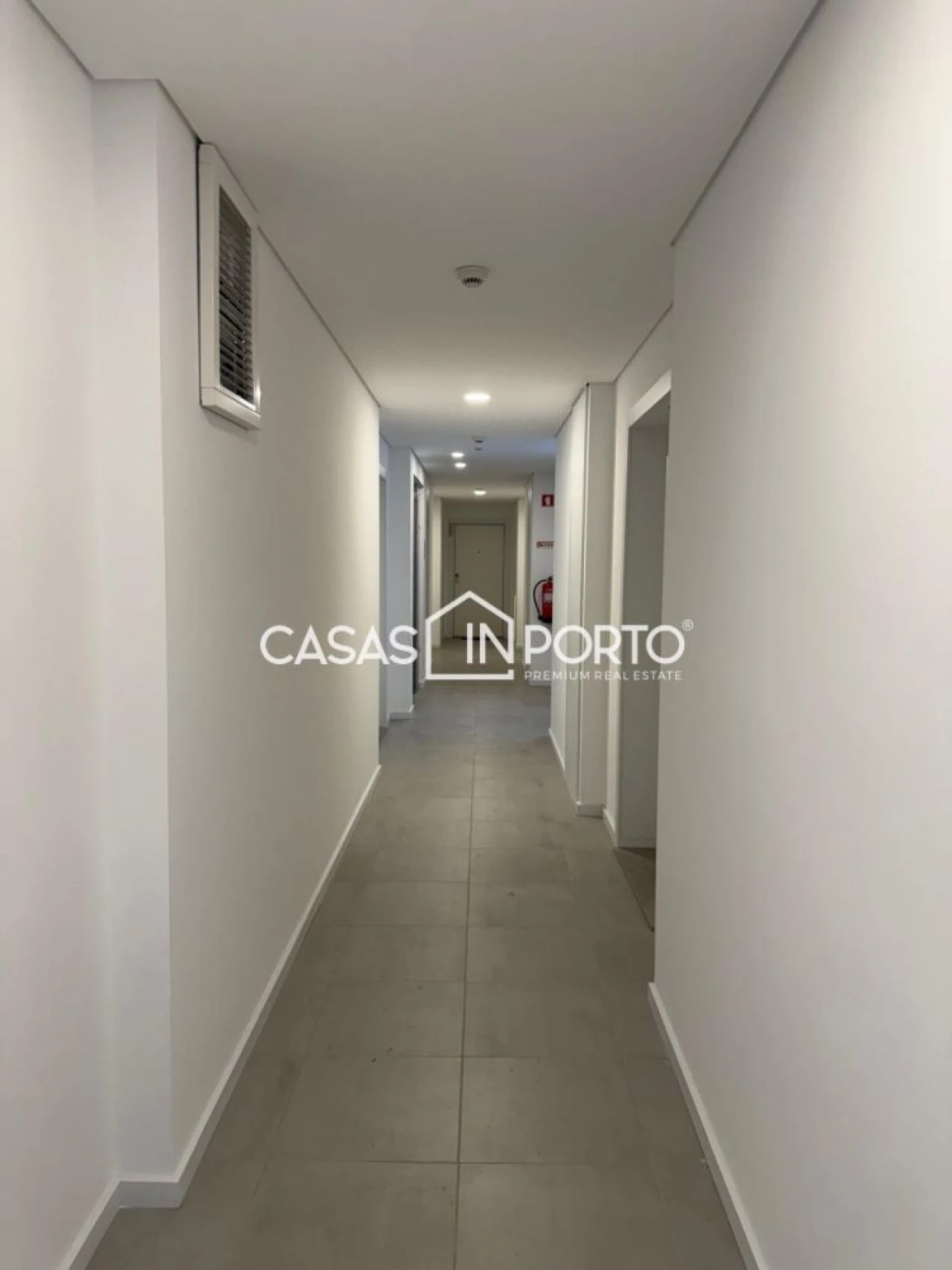 Apartamento T1 para Venda em Paranhos Foto 28