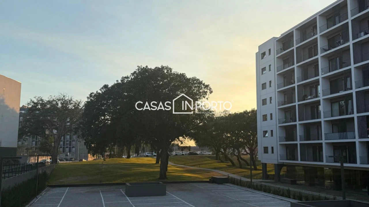 Apartamento T1 para Venda em Paranhos Foto 1