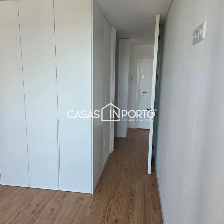 Apartamento T1 para Venda em Paranhos Foto 16