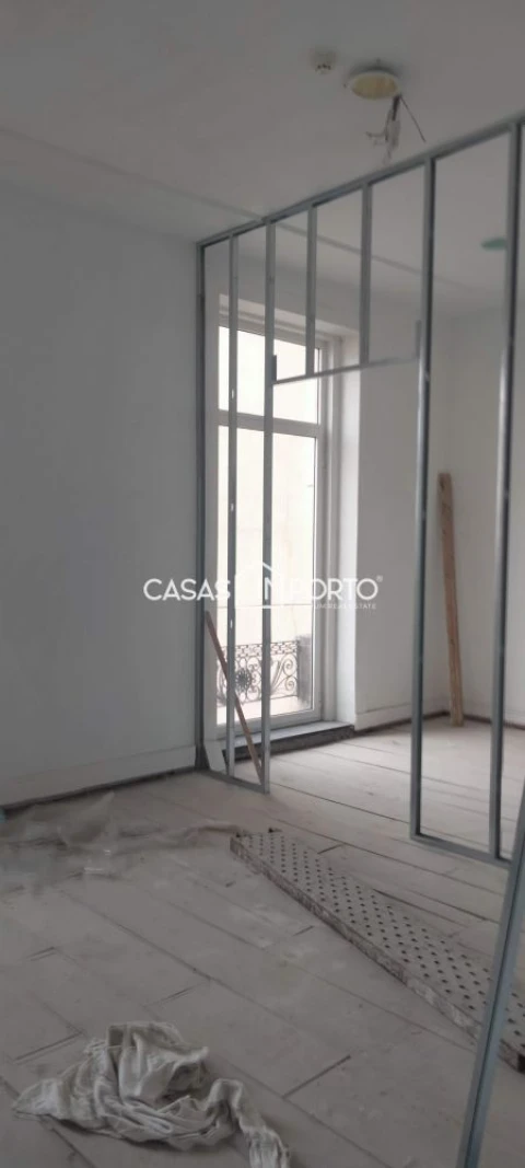 Loja para Arrendamento em Cedofeita, Santo Ildefonso, Sé, Miragaia, São Nicolau e Vitória