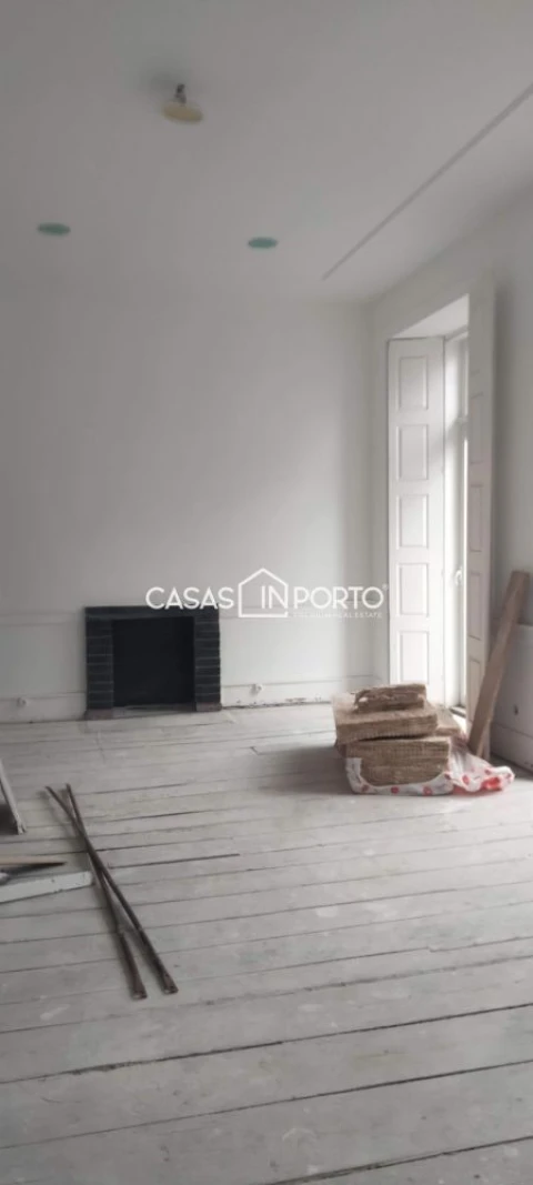 Loja para Arrendamento em Cedofeita, Santo Ildefonso, Sé, Miragaia, São Nicolau e Vitória