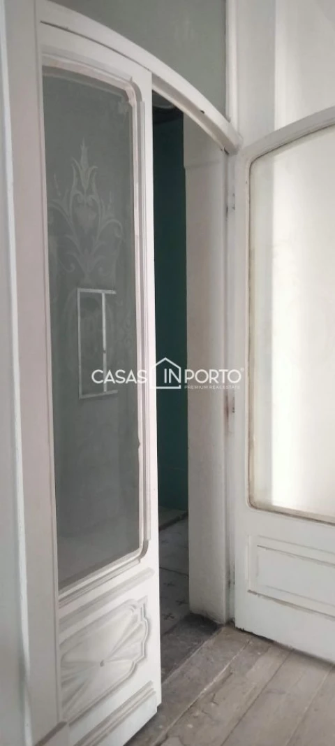 Loja para Arrendamento em Cedofeita, Santo Ildefonso, Sé, Miragaia, São Nicolau e Vitória