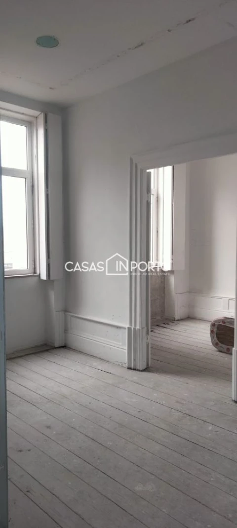 Loja para Arrendamento em Cedofeita, Santo Ildefonso, Sé, Miragaia, São Nicolau e Vitória