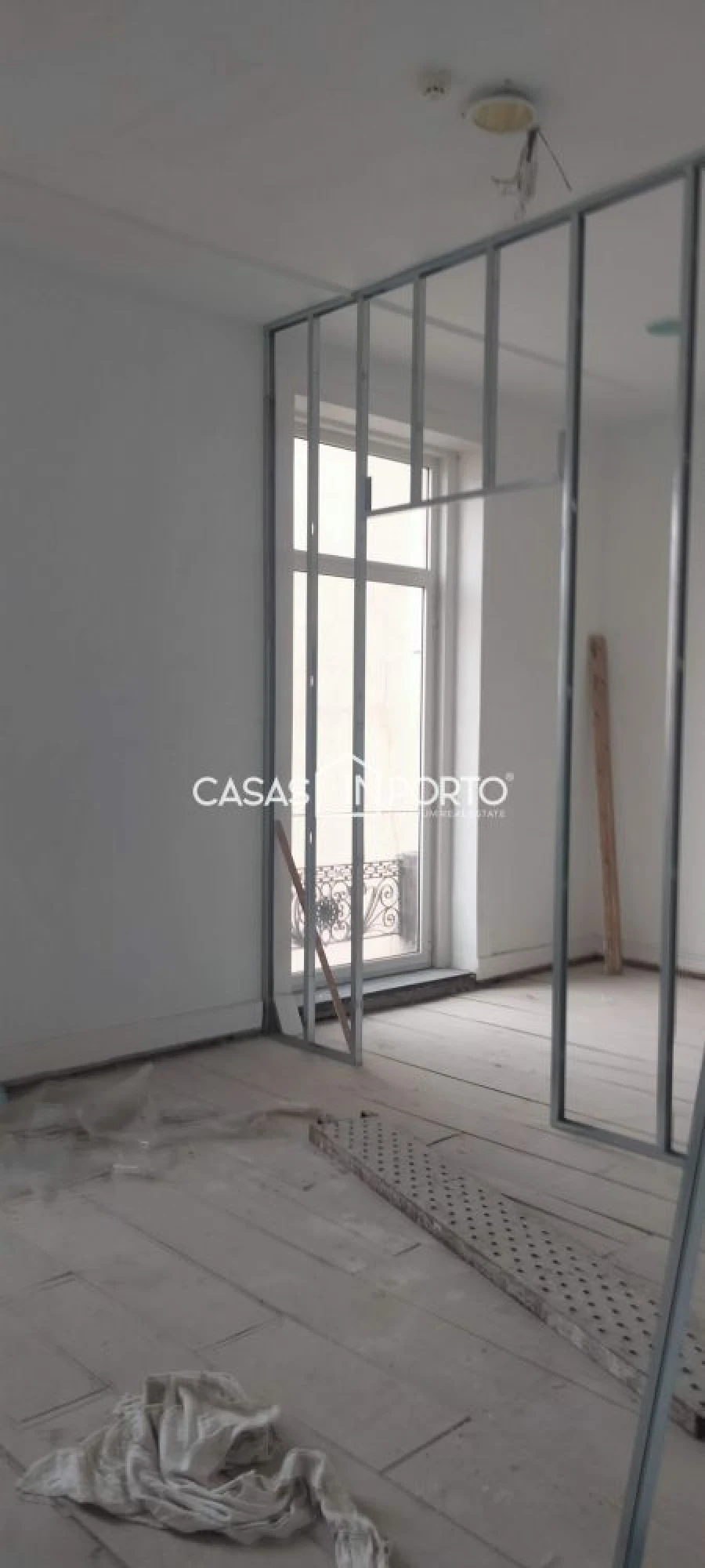 Loja para Arrendamento em Cedofeita, Santo Ildefonso, Sé, Miragaia, São Nicolau e Vitória Foto 11