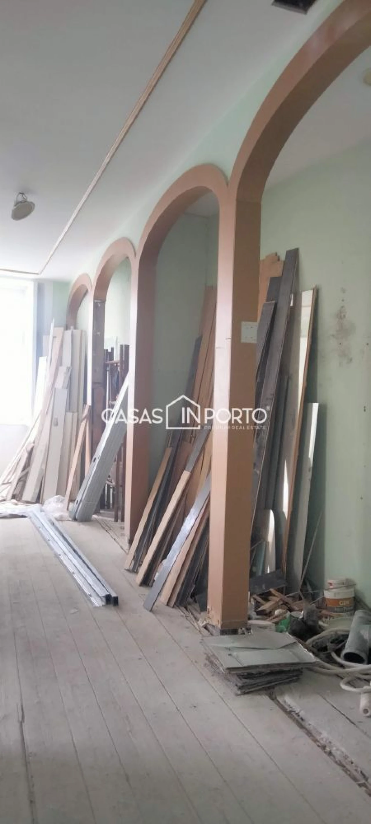 Loja para Arrendamento em Cedofeita, Santo Ildefonso, Sé, Miragaia, São Nicolau e Vitória Foto 28