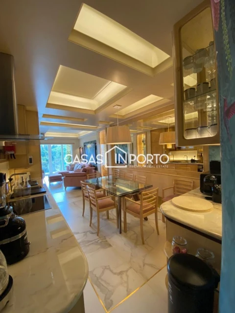 Apartamento T3 para Venda em Cedofeita, Santo Ildefonso, Sé, Miragaia, São Nicolau e Vitória