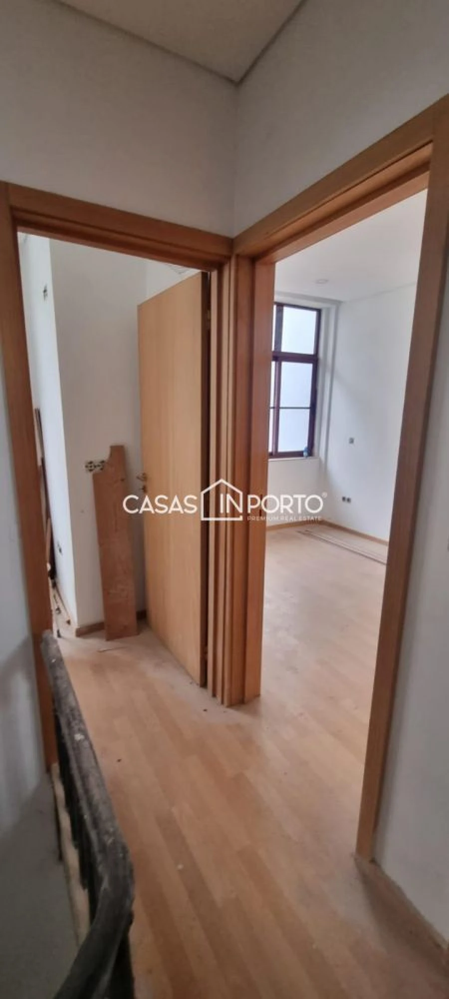 Loja para Venda em Santa Marinha e São Pedro da Afurada Foto 12