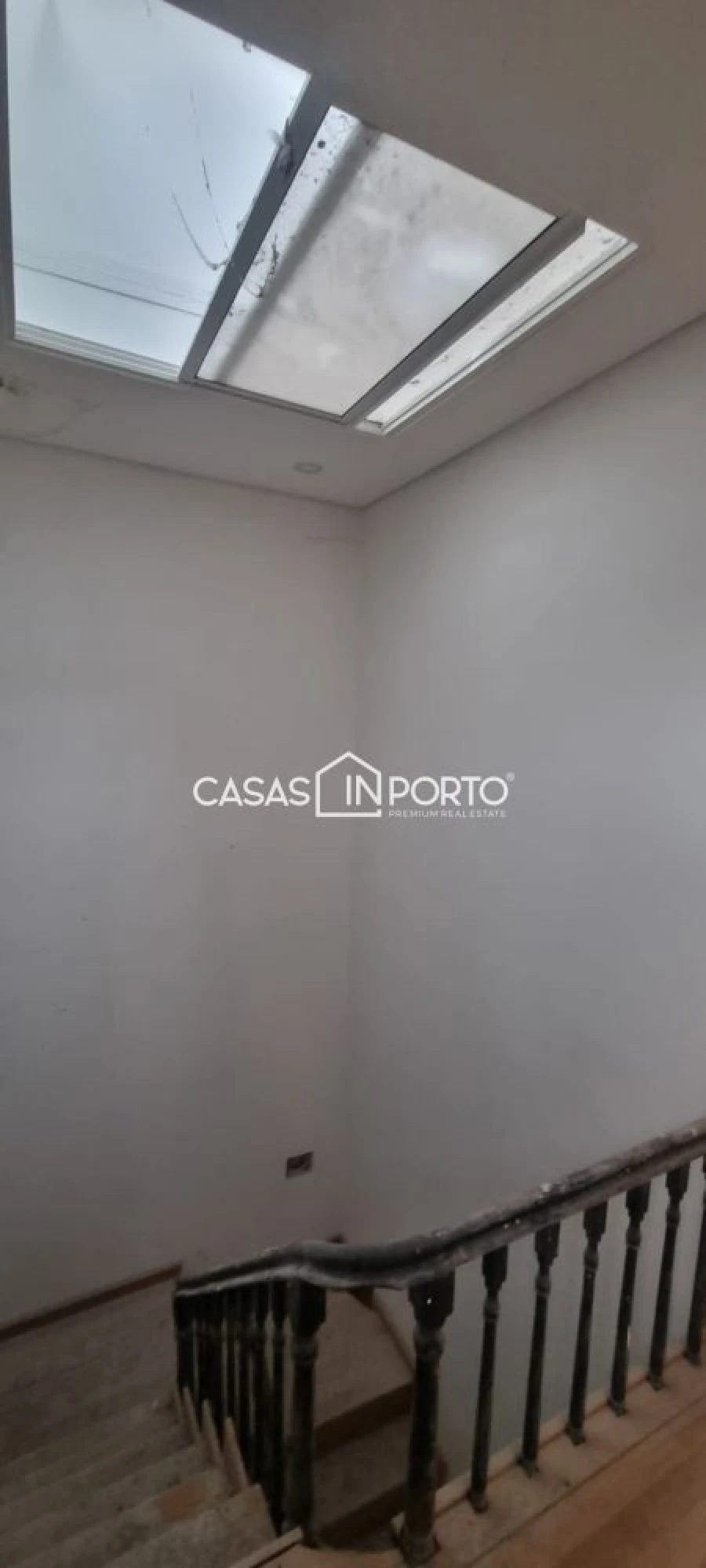 Loja para Venda em Santa Marinha e São Pedro da Afurada Foto 7