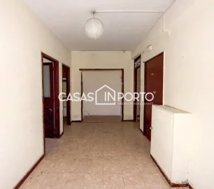 Loja para Venda em Cedofeita, Santo Ildefonso, Sé, Miragaia, São Nicolau e Vitória