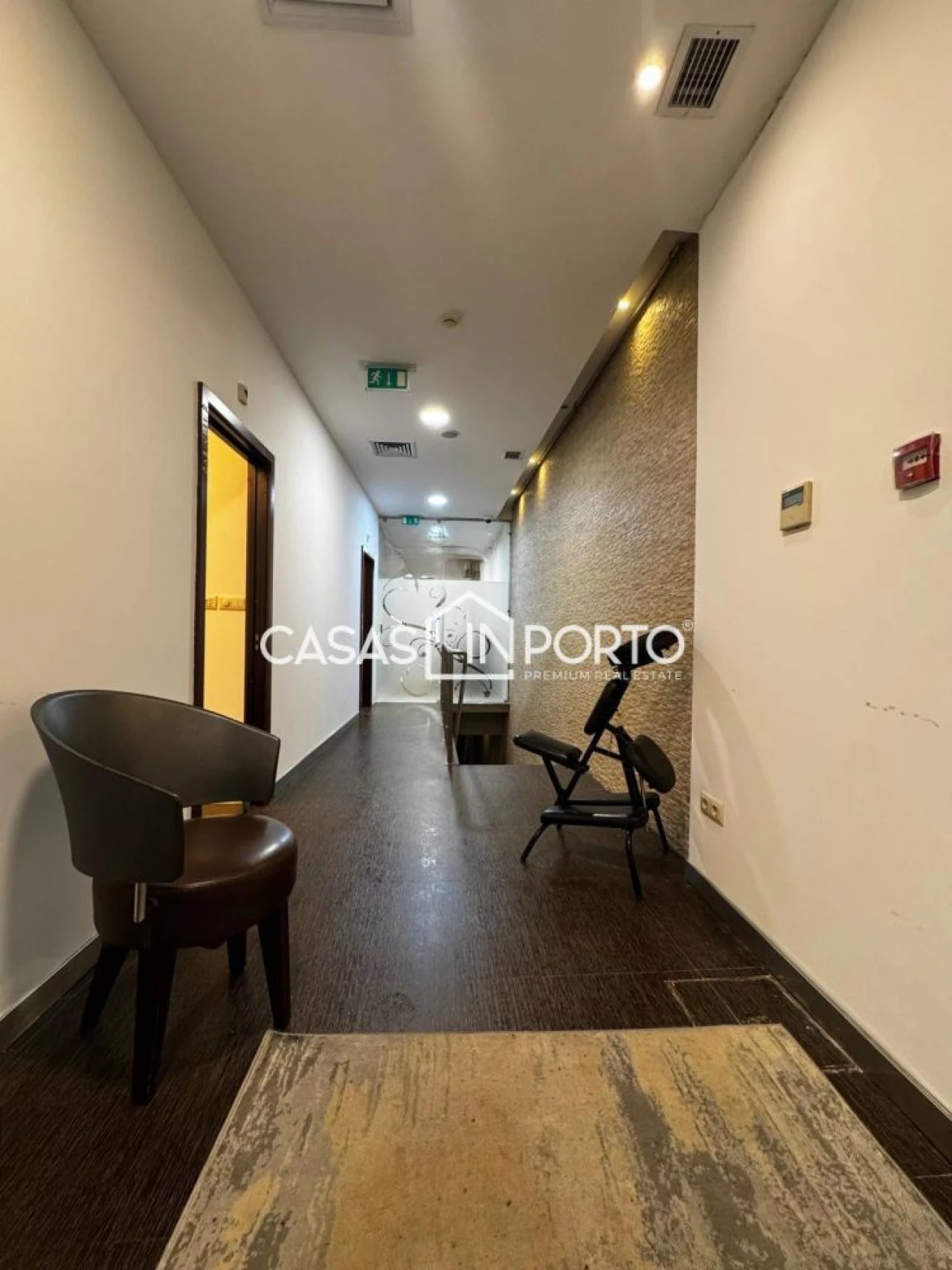 Loja para Arrendamento em Paranhos Foto 17