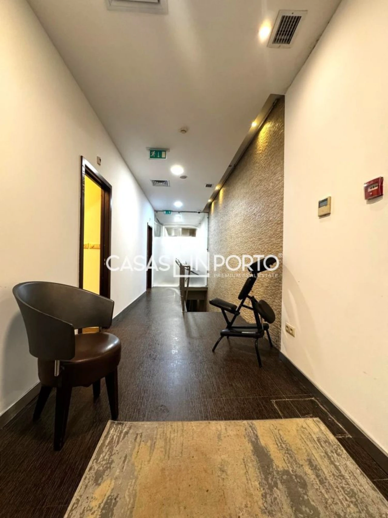 Loja para Arrendamento em Paranhos Foto 6