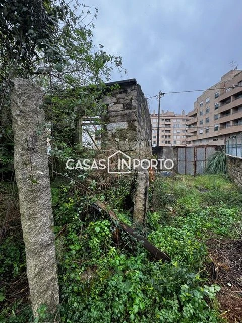 Terreno para Venda em Paranhos