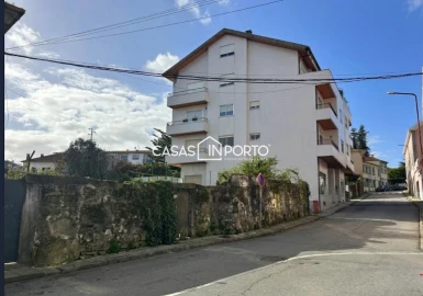 Terreno para Venda em Rio Tinto
