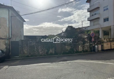 Terreno para Venda em Rio Tinto