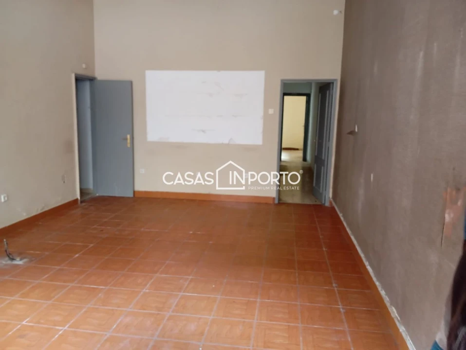 Loja para Venda em Cedofeita, Santo Ildefonso, Sé, Miragaia, São Nicolau e Vitória Foto 1