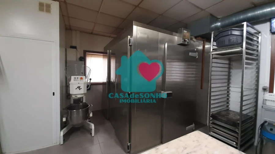 Loja para Trespasse em O. Azeméis, Riba-Ul, Ul, Macinhata Seixa, Madail Foto 4