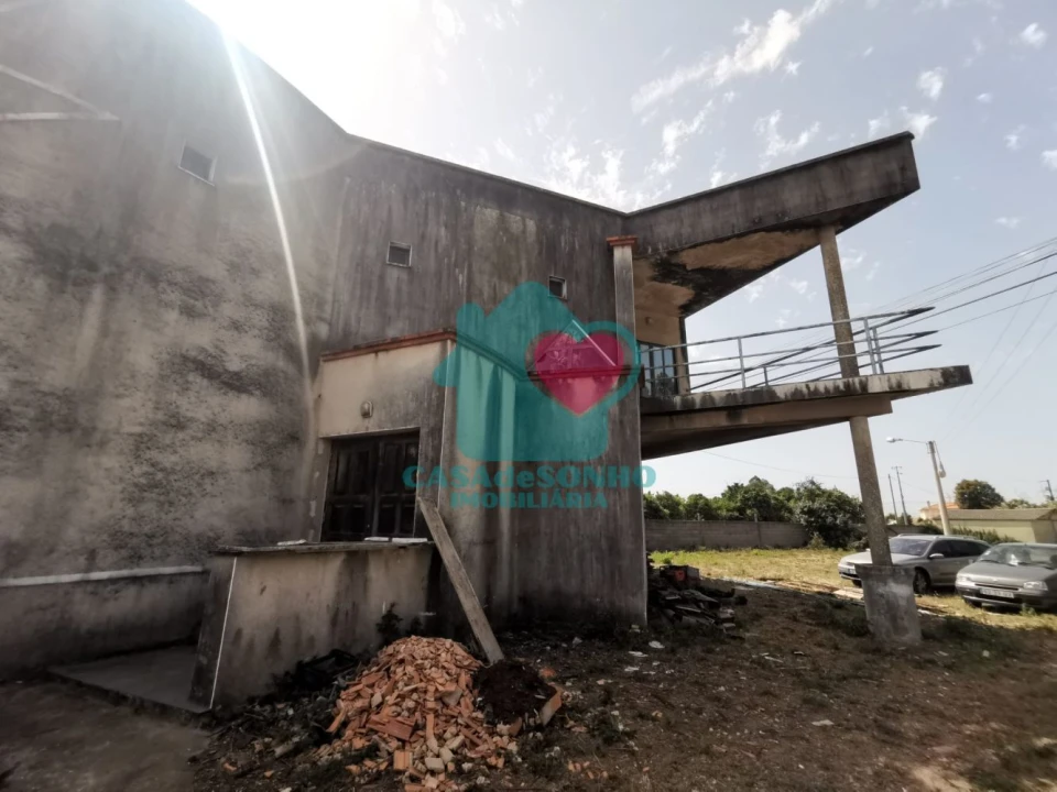 Moradia T4 para Venda em Albergaria-A-Velha e Valmaior Foto 4