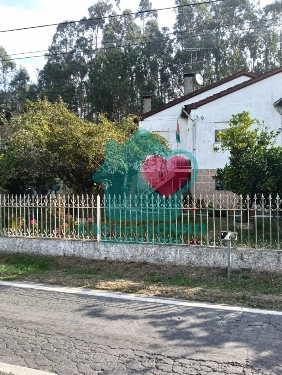 Moradia T3 para Venda em São João de Loure e Frossos Foto 2