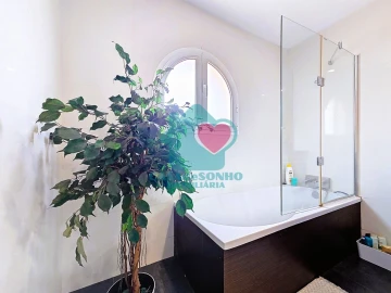 Moradia T3 para Venda em Valongo do Vouga