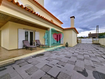 Moradia T3 para Venda em Valongo do Vouga