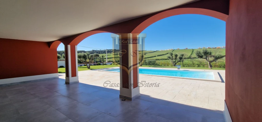 Moradia T7 para Venda em São Pedro da Cadeira Foto 51