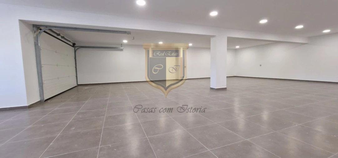 Moradia T7 para Venda em São Pedro da Cadeira Foto 46