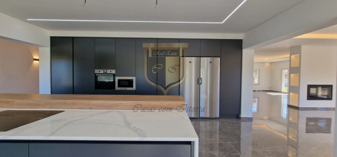 Moradia T7 para Venda em São Pedro da Cadeira Foto 12